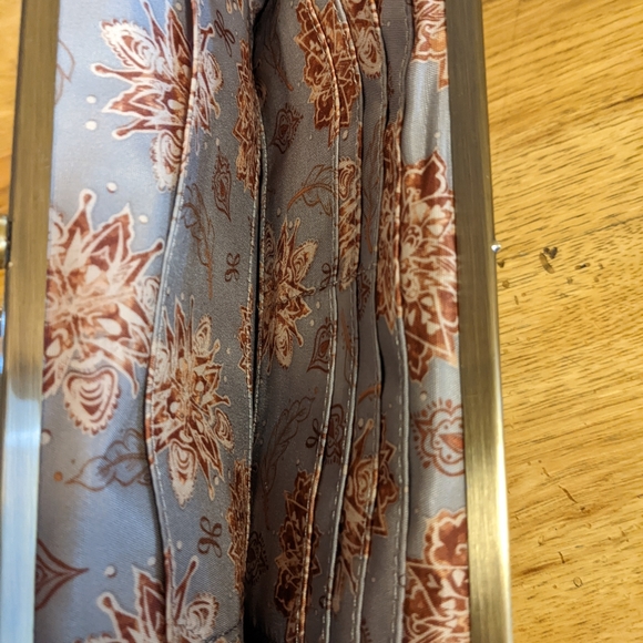 HOBO Lauren clutch - Picture 3 of 6